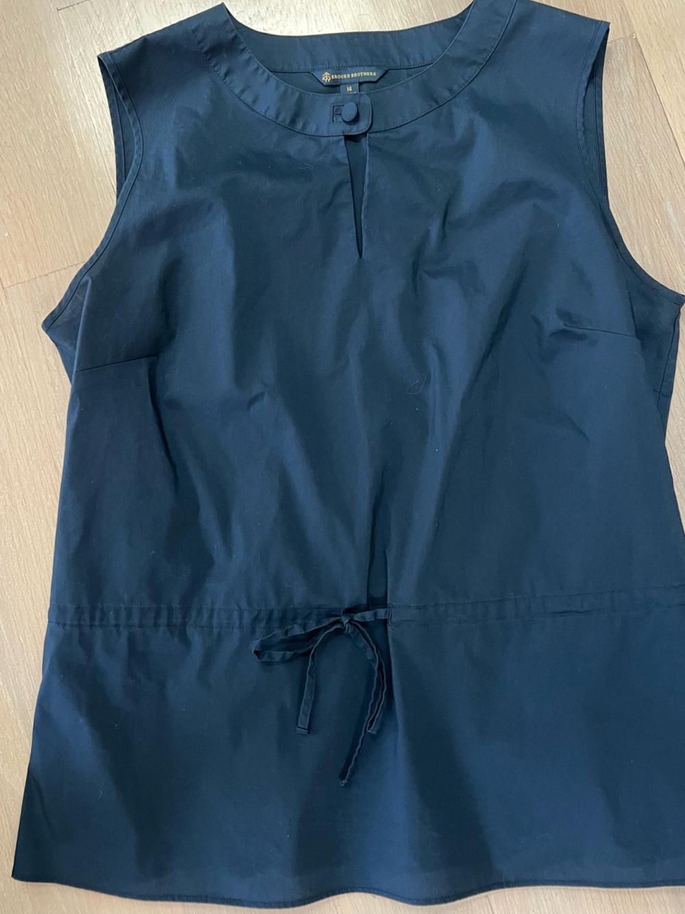 Brooks Brothers blue top, drawstring waist and a keyhole neckline Size 14